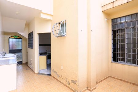 Casa à venda com 400m², 5 quartos e 4 vagas Casa à venda com 400m², 5 quartos e 4 vagasÁrea de Serviço