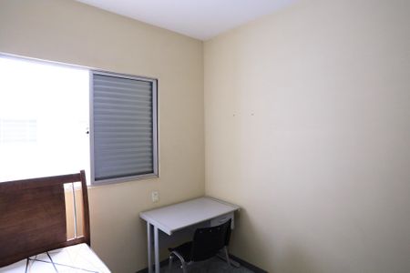 Casa à venda com 400m², 5 quartos e 4 vagas Casa à venda com 400m², 5 quartos e 4 vagasQuarto 3