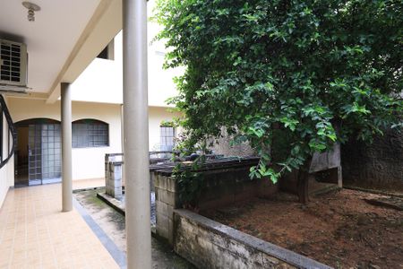 Casa à venda com 400m², 5 quartos e 4 vagas Casa à venda com 400m², 5 quartos e 4 vagasÁrea comum