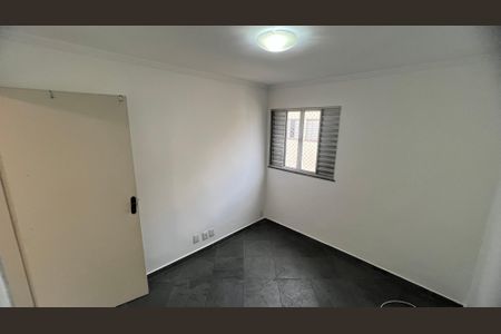 Apartamento para alugar com 70m², 3 quartos e sem vaga Apartamento para alugar com 70m², 3 quartos e sem vagaQuarto 1