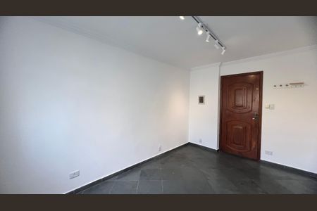 Apartamento para alugar com 70m², 3 quartos e sem vaga Apartamento para alugar com 70m², 3 quartos e sem vagaSala