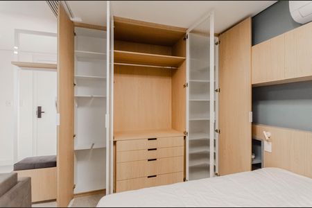 Apartamento para alugar com 27m², 1 quarto e sem vaga Apartamento para alugar com 27m², 1 quarto e sem vagaQuarto - Armários