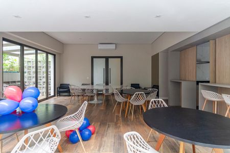 Apartamento à venda com 188m², 4 quartos e 3 vagasÁrea comum - Salão de festas