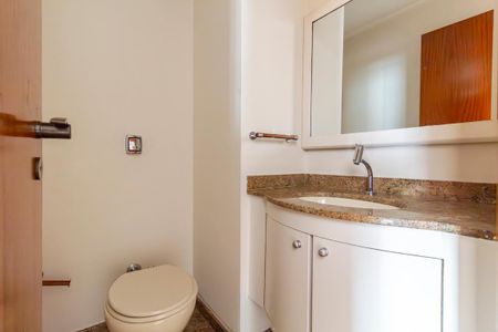 Apartamento à venda com 188m², 4 quartos e 3 vagasBanheiro 