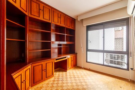 Apartamento à venda com 188m², 4 quartos e 3 vagasQuarto 2