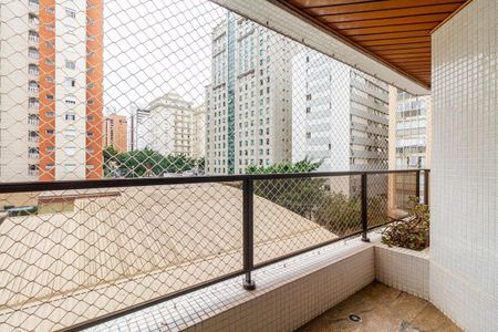 Apartamento à venda com 188m², 4 quartos e 3 vagasVaranda