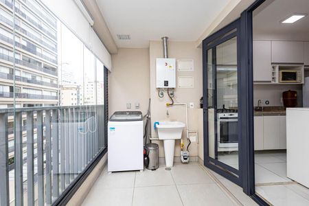 Apartamento à venda com 64m², 1 quarto e 1 vagaVaranda e Área de Serviço