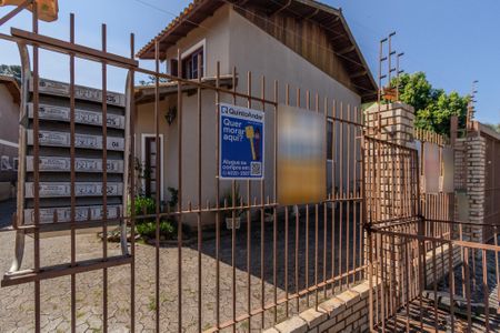Casa de condomínio à venda com 229m², 3 quartos e 2 vagasPlaquinha