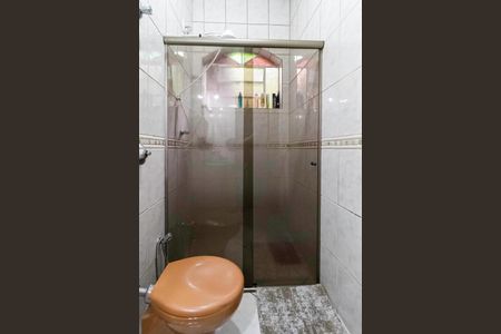 Casa à venda com 360m², 3 quartos e 3 vagasBanheiro social