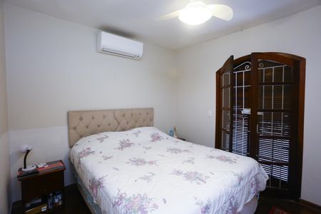 Casa à venda com 170m², 3 quartos e 2 vagas Casa à venda com 170m², 3 quartos e 2 vagasQuarto 3