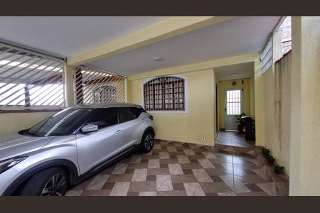 Casa à venda com 170m², 3 quartos e 2 vagas Casa à venda com 170m², 3 quartos e 2 vagasGaragem
