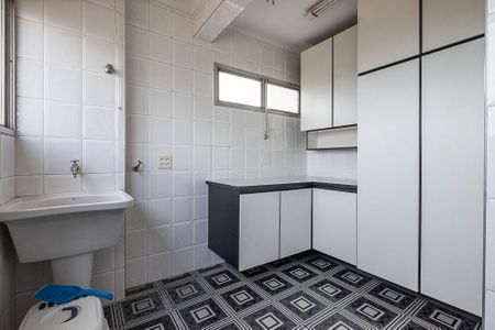 Apartamento à venda com 97m², 3 quartos e 1 vagaÁrea de Serviço