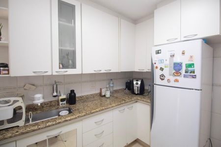 Apartamento à venda com 78m², 2 quartos e 1 vagaCozinha