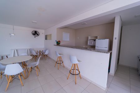 Apartamento para alugar com 47m², 2 quartos e sem vagaÁrea comum - Salão de festas