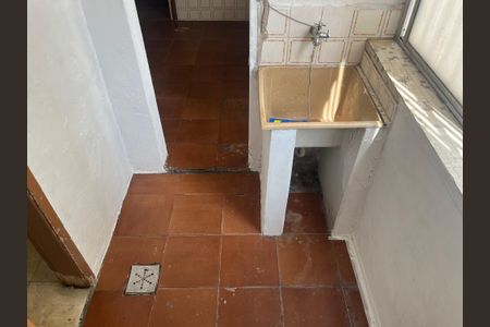 Apartamento à venda com 76m², 2 quartos e 1 vagaÁrea de Serviço