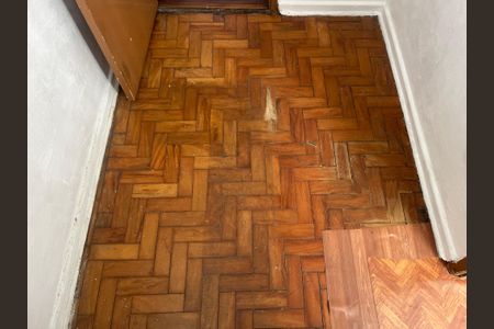 Apartamento à venda com 76m², 2 quartos e 1 vagaÁrea de Serviço