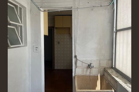 Apartamento à venda com 76m², 2 quartos e 1 vagaÁrea de Serviço