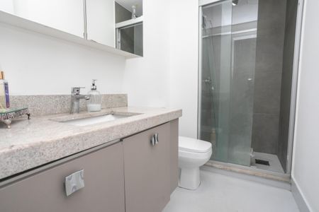 Apartamento à venda com 67m², 3 quartos e 2 vagasBanheiro 1