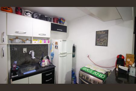 Casa à venda com 100m², 2 quartos e 2 vagascasa 2 -cozinha