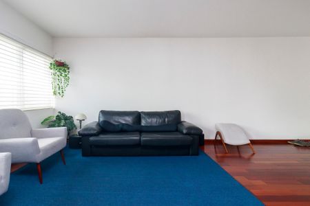 Apartamento à venda com 113m², 2 quartos e 1 vaga Apartamento à venda com 113m², 2 quartos e 1 vagaSala