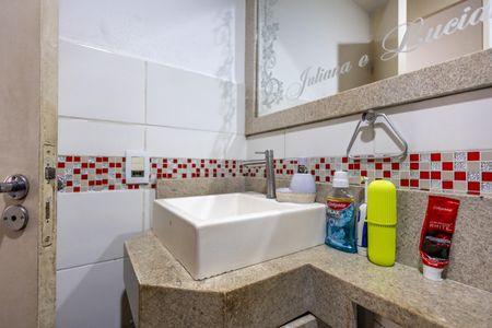 Apartamento à venda com 53m², 2 quartos e sem vagaBanheiro