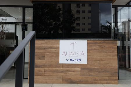 Apartamento para alugar com 90m², 2 quartos e 2 vagasFachada