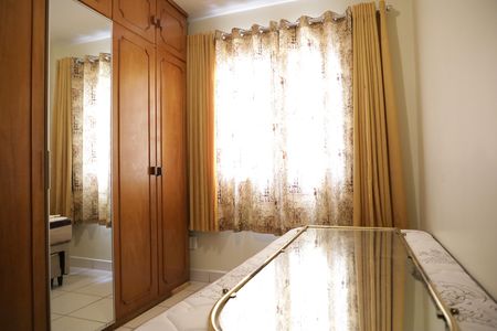 Apartamento para alugar com 90m², 2 quartos e 2 vagasQuarto