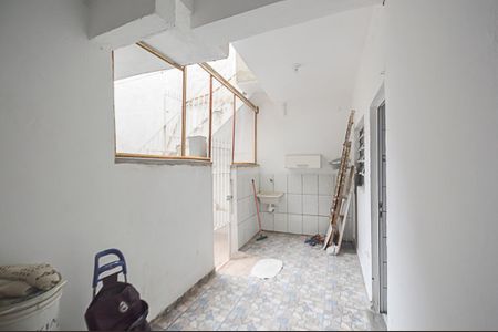 Casa à venda com 449m², 5 quartos e 2 vagas Casa à venda com 449m², 5 quartos e 2 vagasCasa 2 - Área de Serviço