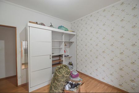 Casa à venda com 449m², 5 quartos e 2 vagas Casa à venda com 449m², 5 quartos e 2 vagasQuarto 2 - Suíte