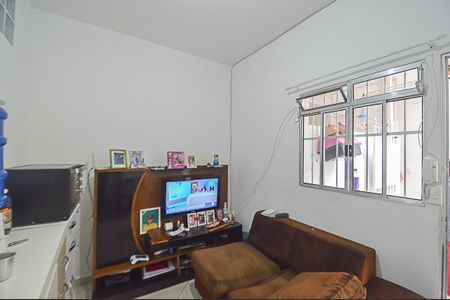 Casa à venda com 449m², 5 quartos e 2 vagas Casa à venda com 449m², 5 quartos e 2 vagasCasa 4 - Sala