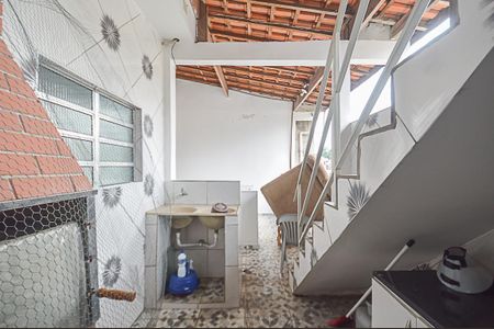 Casa à venda com 449m², 5 quartos e 2 vagas Casa à venda com 449m², 5 quartos e 2 vagasÁrea de Serviço