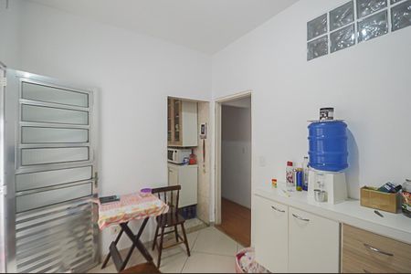 Casa à venda com 449m², 5 quartos e 2 vagas Casa à venda com 449m², 5 quartos e 2 vagasCasa 4 - Sala