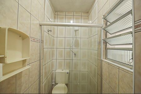 Casa à venda com 449m², 5 quartos e 2 vagas Casa à venda com 449m², 5 quartos e 2 vagasCasa 2 - Banheiro