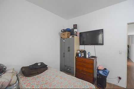 Casa à venda com 449m², 5 quartos e 2 vagas Casa à venda com 449m², 5 quartos e 2 vagasCasa 4 - Quarto