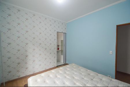 Casa à venda com 449m², 5 quartos e 2 vagas Casa à venda com 449m², 5 quartos e 2 vagasQuarto Suíte