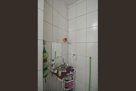 Casa à venda com 449m², 5 quartos e 2 vagas Casa à venda com 449m², 5 quartos e 2 vagasCasa 4 - Banheiro