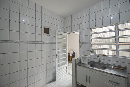 Casa à venda com 449m², 5 quartos e 2 vagas Casa à venda com 449m², 5 quartos e 2 vagasCasa 2 - Cozinha