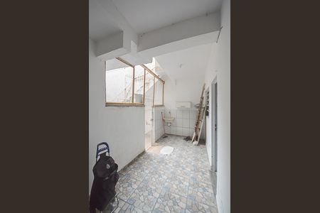 Casa à venda com 449m², 5 quartos e 2 vagas Casa à venda com 449m², 5 quartos e 2 vagasCasa 2 - Área de Serviço