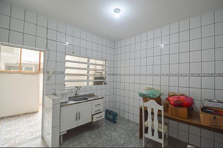 Casa à venda com 449m², 5 quartos e 2 vagas Casa à venda com 449m², 5 quartos e 2 vagasCasa 2 - Cozinha