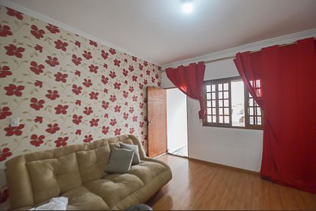 Casa à venda com 449m², 5 quartos e 2 vagas Casa à venda com 449m², 5 quartos e 2 vagasSala