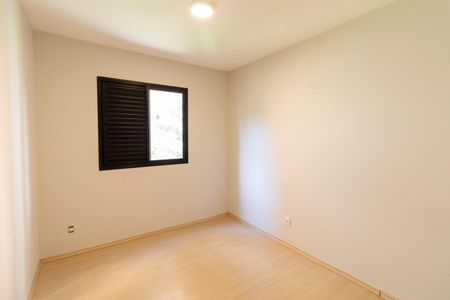 Apartamento à venda com 91m², 3 quartos e 2 vagasQuarto 2