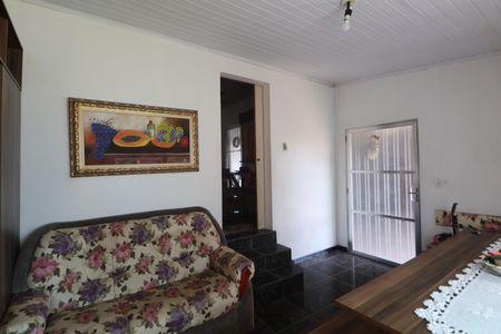 Casa à venda com 165m², 2 quartos e 2 vagasSala