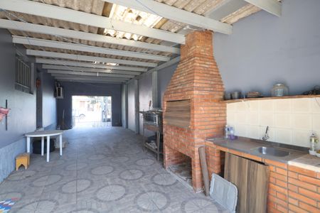 Casa à venda com 165m², 2 quartos e 2 vagasGaragem