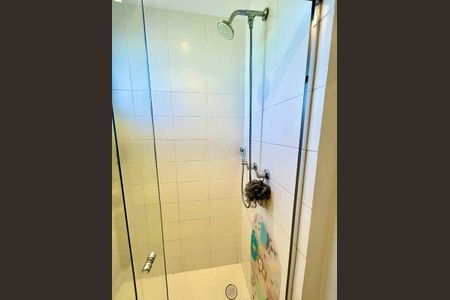 Casa de condomínio à venda com 128m², 3 quartos e 4 vagas