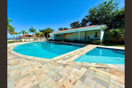 Casa de condomínio à venda com 128m², 3 quartos e 4 vagas