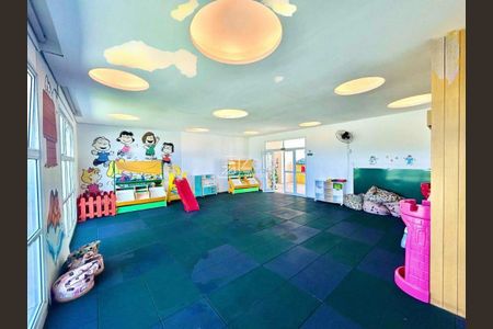 Casa de condomínio à venda com 128m², 3 quartos e 4 vagas