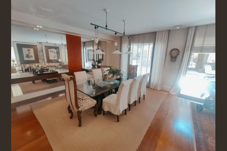 Casa à venda com 450m², 5 quartos e 4 vagas Casa à venda com 450m², 5 quartos e 4 vagasFoto 18