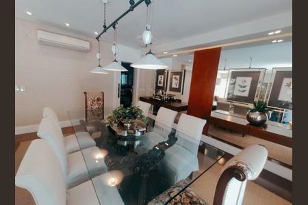 Casa à venda com 450m², 5 quartos e 4 vagas Casa à venda com 450m², 5 quartos e 4 vagasFoto 06