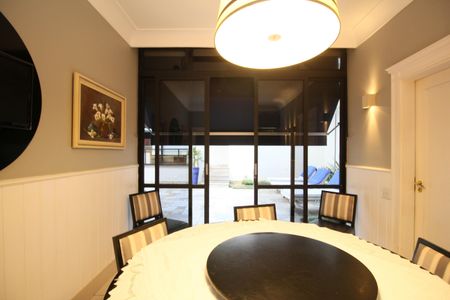 Casa à venda com 830m², 4 quartos e 4 vagasCopa