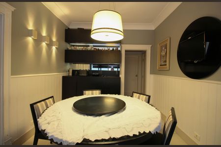 Casa à venda com 830m², 4 quartos e 4 vagasCopa